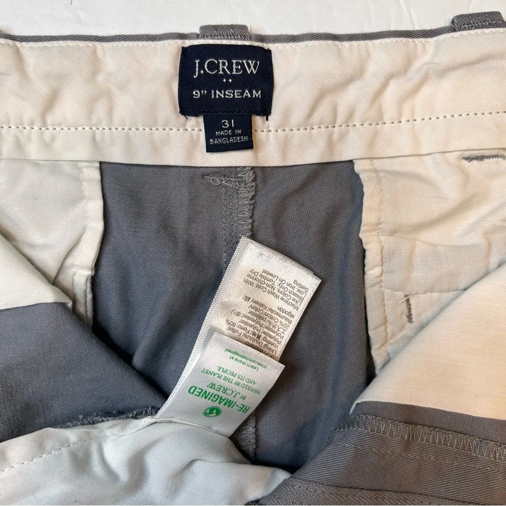 J.Crew Re-Imagine Men’s Short Gray Pants W31 X 9”Inseam
